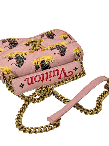 Pre-Owned Louis Vuitton New Wave Chain Shoulder Bag Crossbody