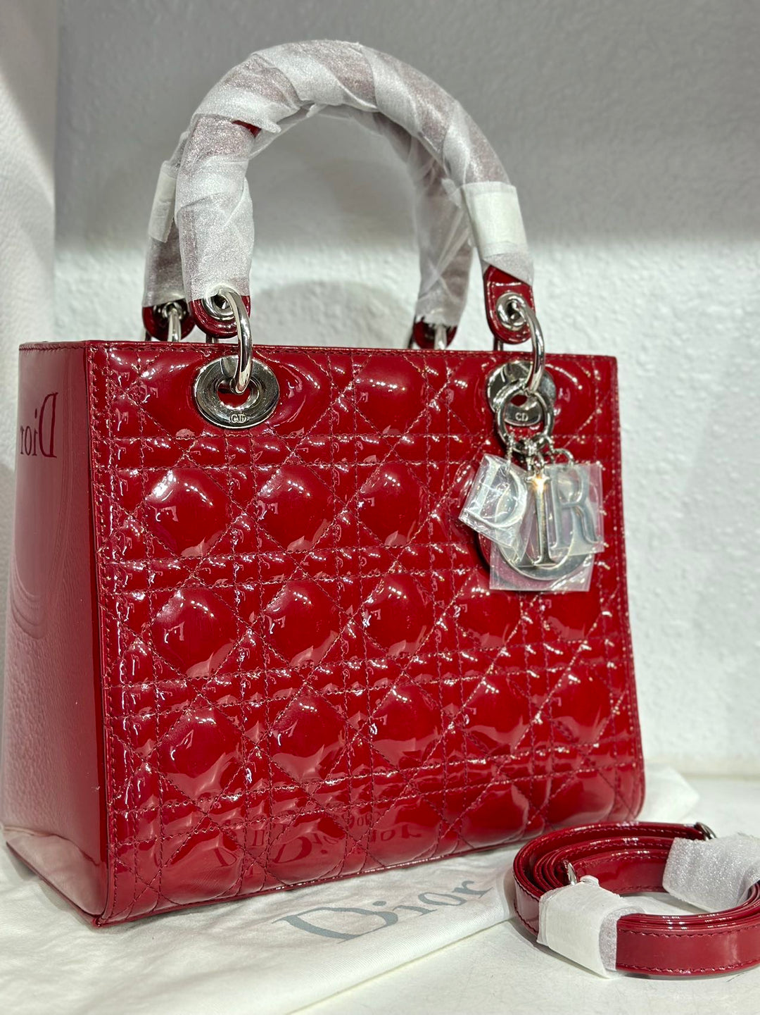 Dior red patent leather medium lady Dior shoulder bag