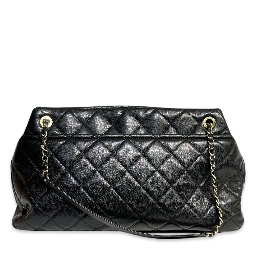 Pre-Owned Chanel Black Leather Caviar Vintage Shoulder Bag Totes