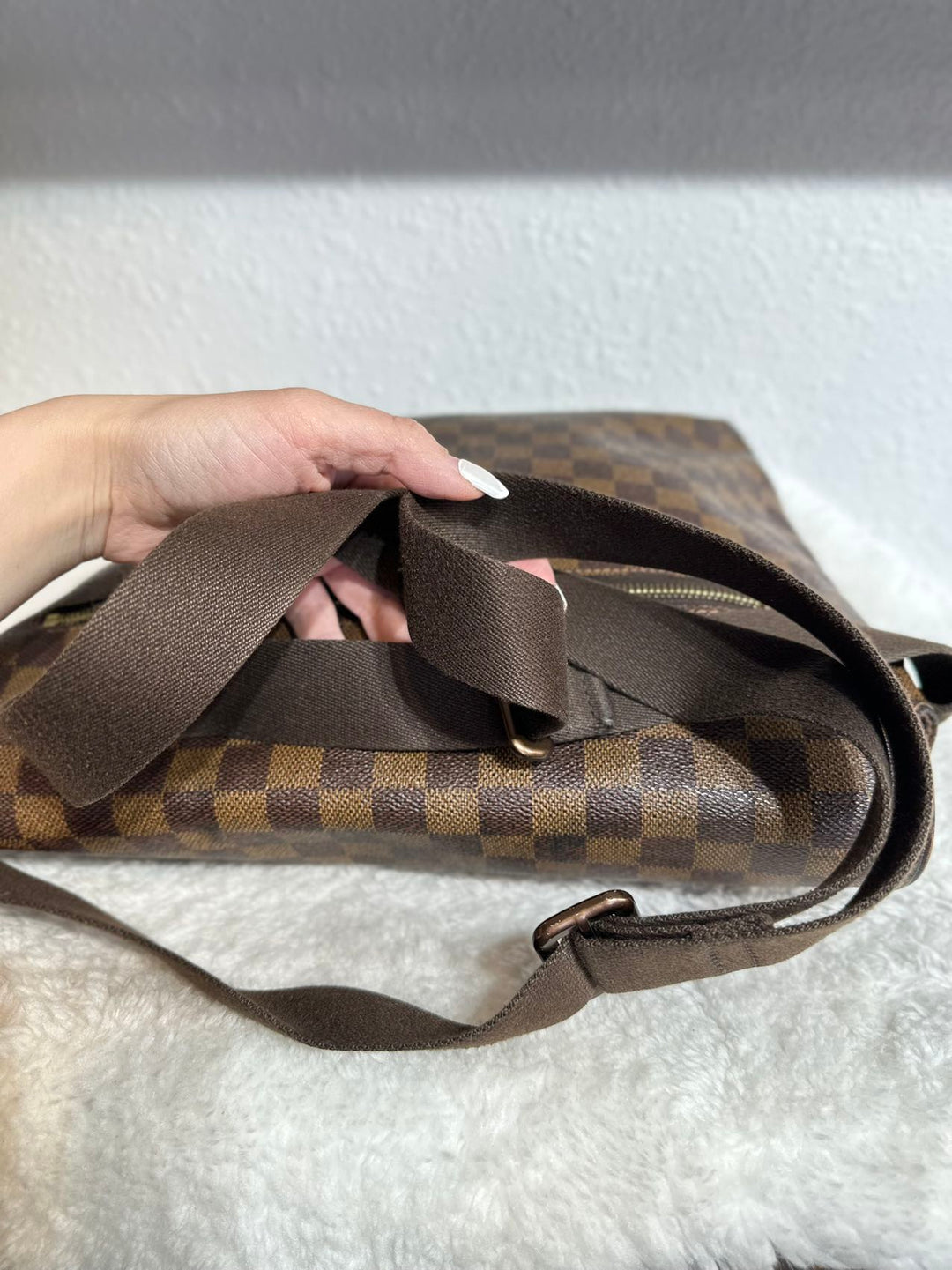 Louis Vuitton Damier Ebene Messenger bag