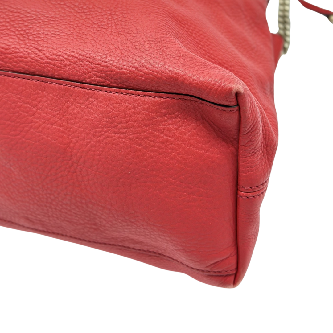 Pre-Owned Gucci GG Logo Red Leather Soho Chain Shoulder Bag Totes