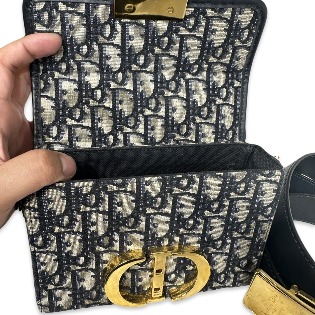 Pre-Owned Christian Dior Jacquard Crossbody Blue Oblique 30 Pre-Owned Christian Dior Jacquard Crossbody Blue Oblique 30