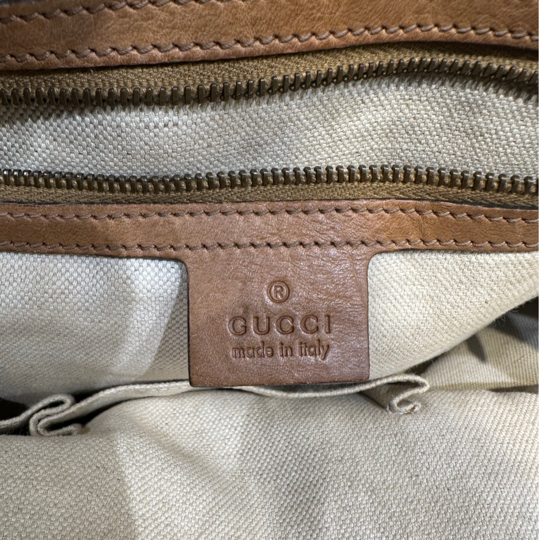 Pre-Owned Gucci GG Logo Supreme Green and Red Strip