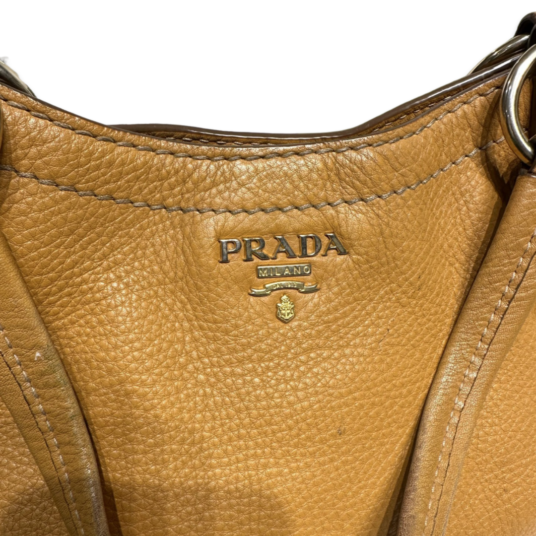 Pre-Owned Prada Orange Leather Shoulder Bag Totes
