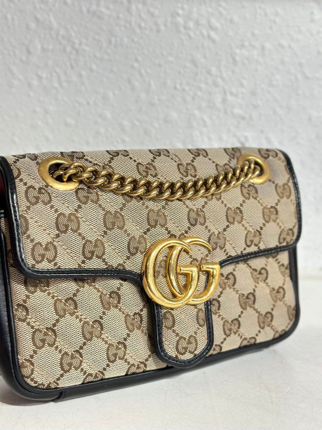 Gucci GG Logo Supreme Small Marmont Shoulder Bag