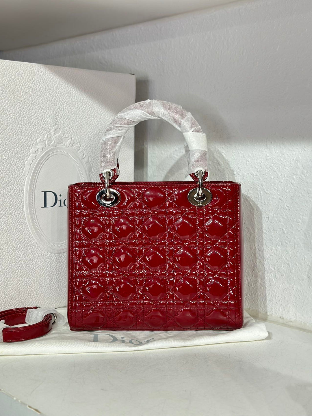 Dior red patent leather medium lady Dior shoulder bag