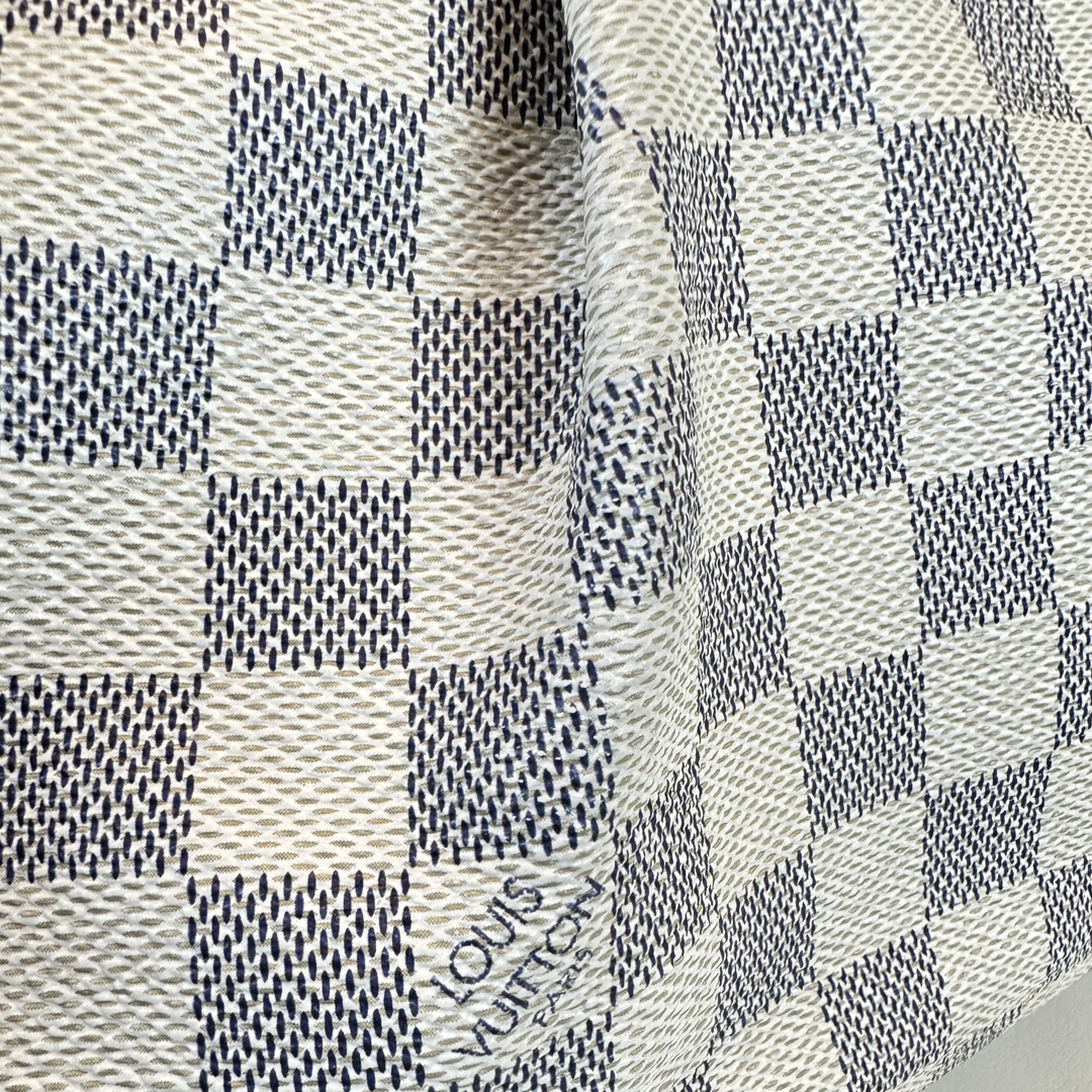 Pre-Owned Louis Vuitton Damier Azur Siracusa PM Crossbody