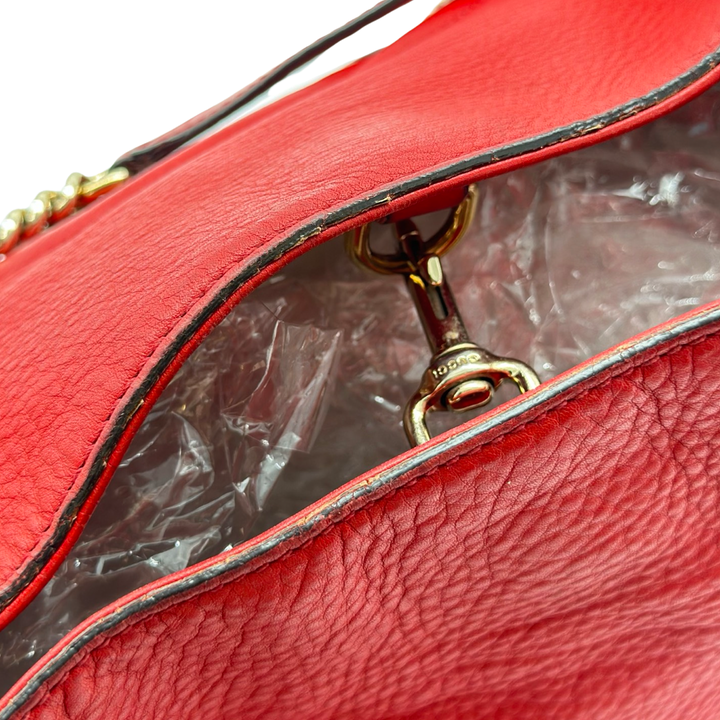 Pre-Owned Gucci GG Logo Red Leather Soho Chain Shoulder Bag Totes