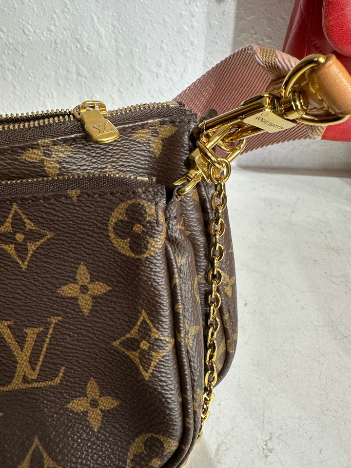 Louis Vuitton Monogram Canvas Multi Pochette bundle with mono wallet