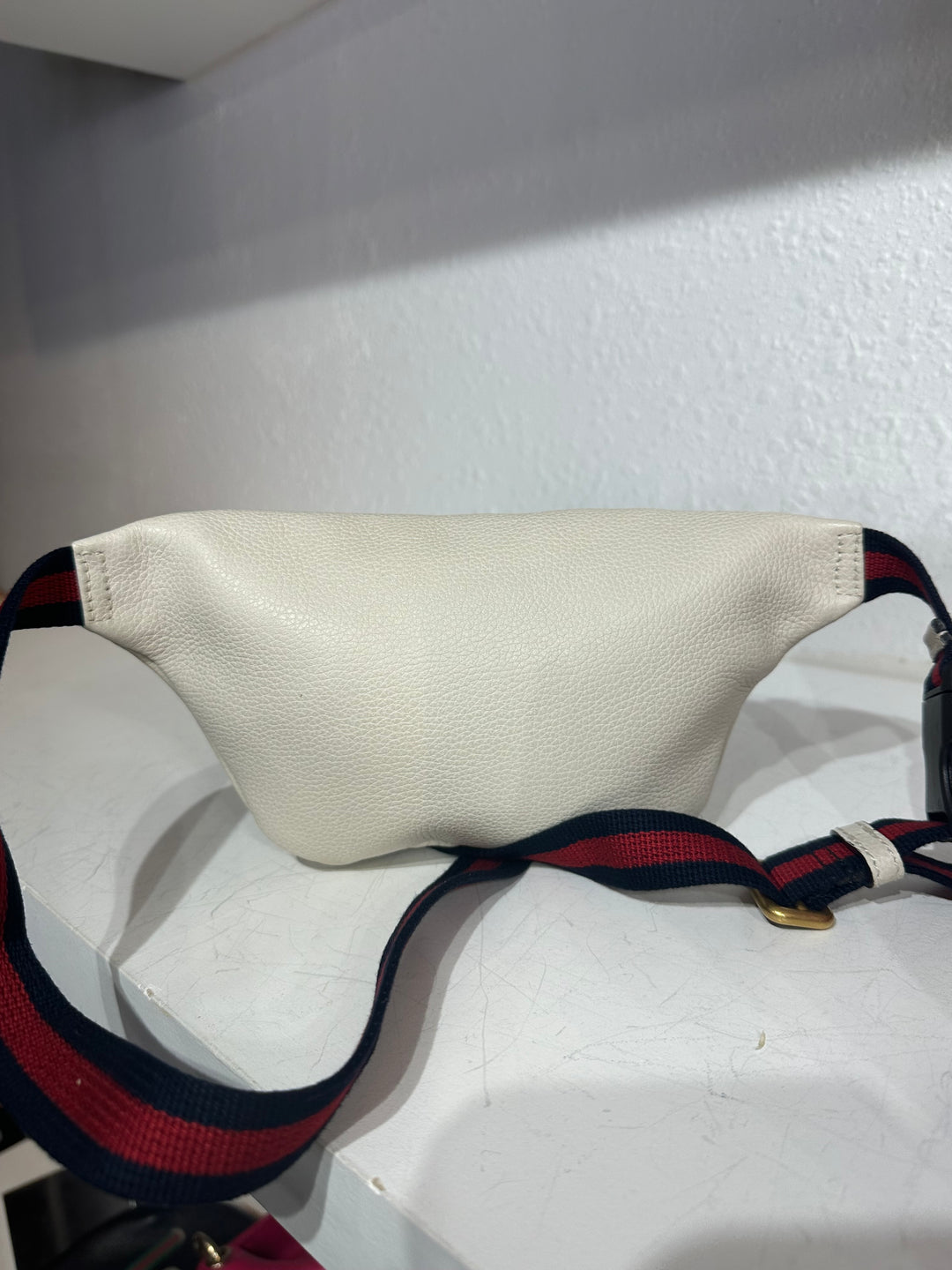 Gucci white leather bum bag belt bag