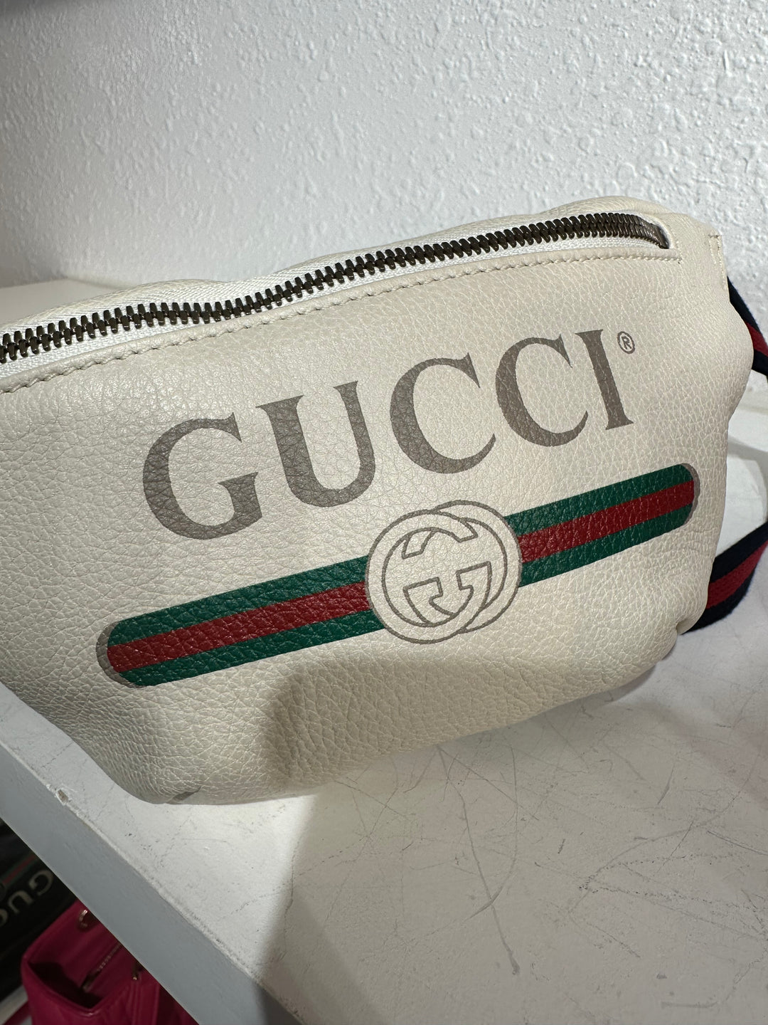 Gucci white leather bum bag belt bag