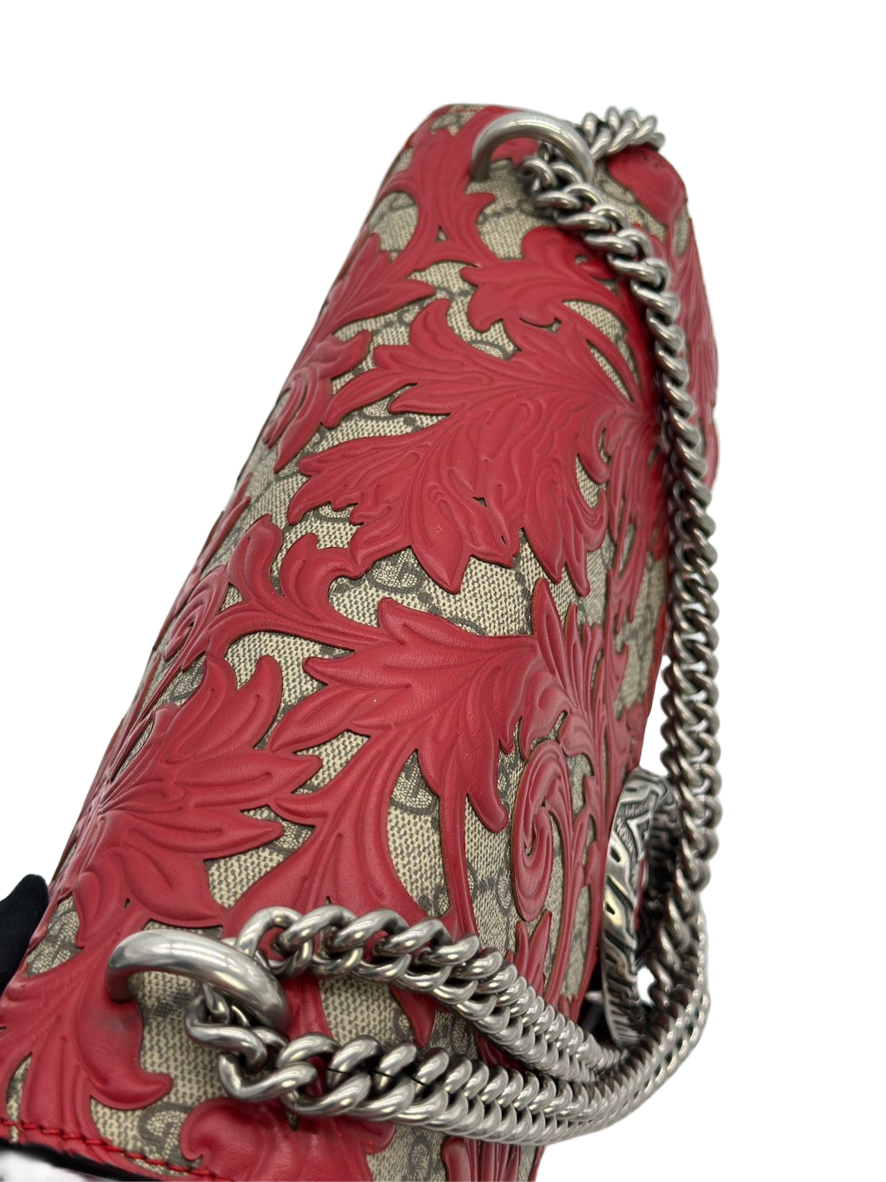 Preloved Gucci GG Logo Supreme with red flowers large Dionysus