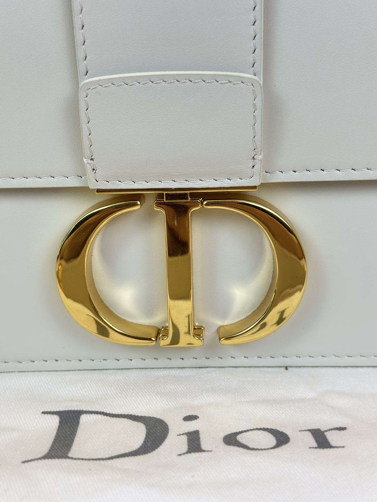 Preloved Dior Smooth Calfskin Flap Montaigne 30 Shoulder Bag