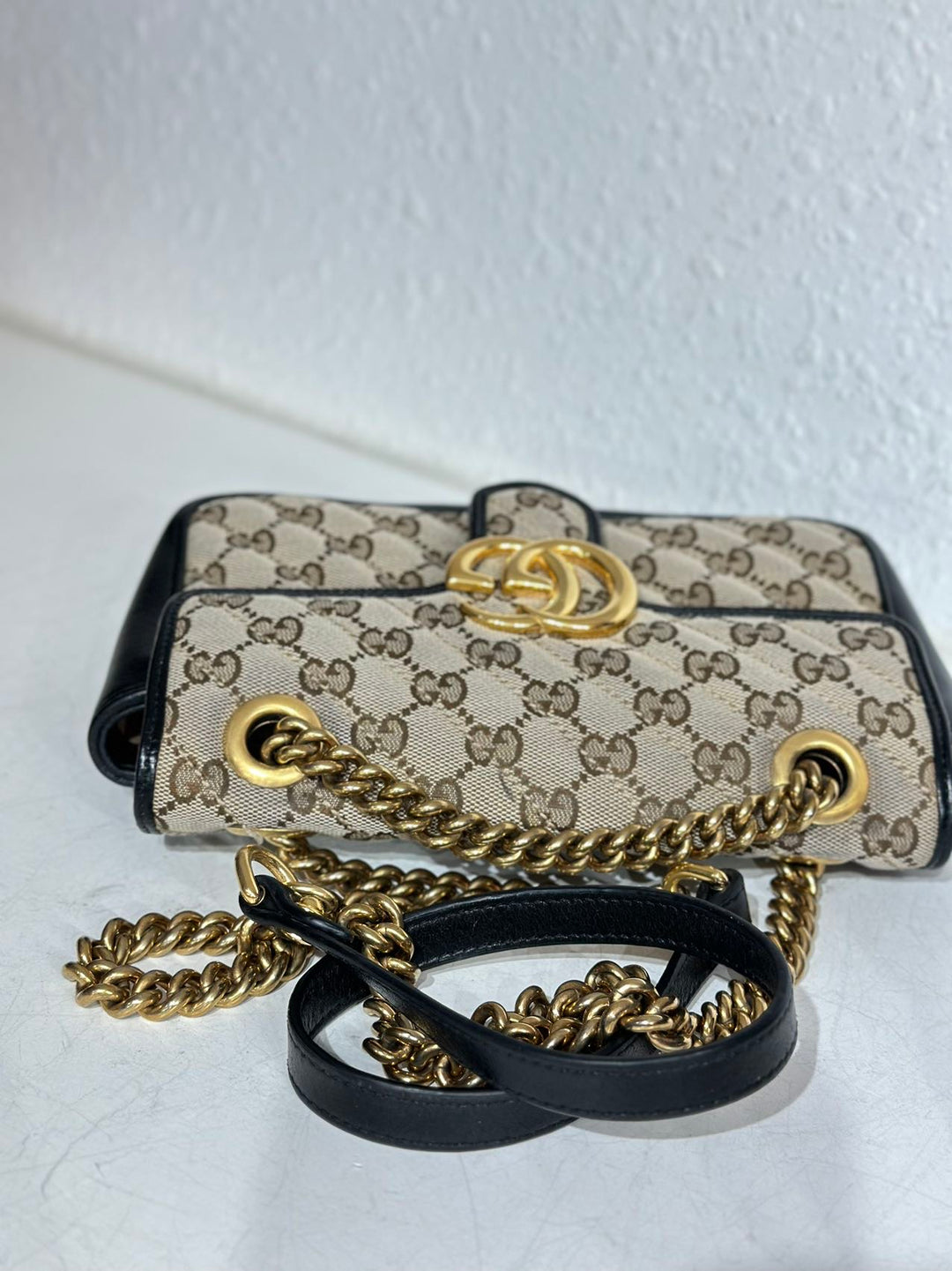 Gucci GG Logo Supreme Small Marmont Shoulder Bag