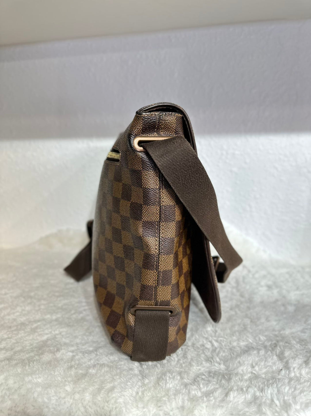 Louis Vuitton Damier Ebene Messenger bag