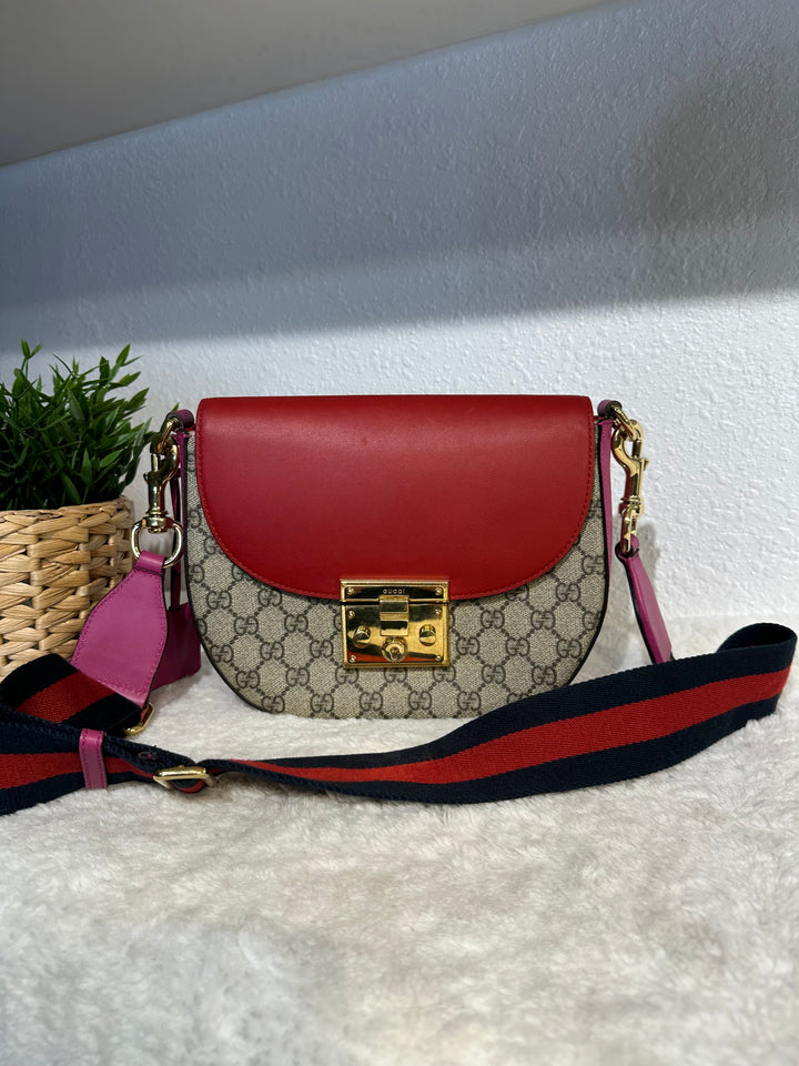 Gucci GG Logo Padlock Shoulder Bag Crossbody