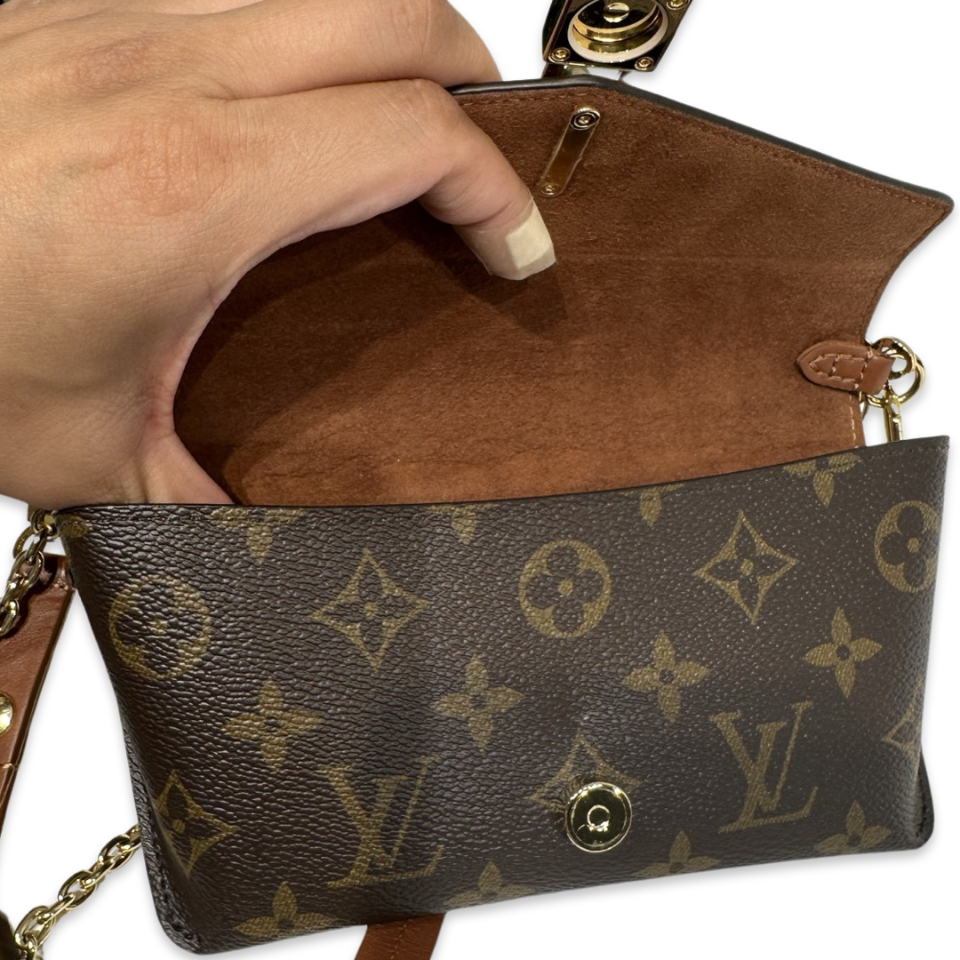 Pre-Owned Louis Vuitton Monogram Canvas Padlock On the Chain Crossbody