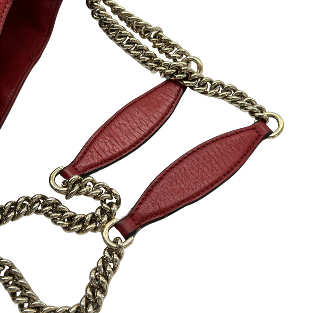 Pre-Owned Gucci GG Logo Red Leather Soho Chain Shoulder Bag Totes
