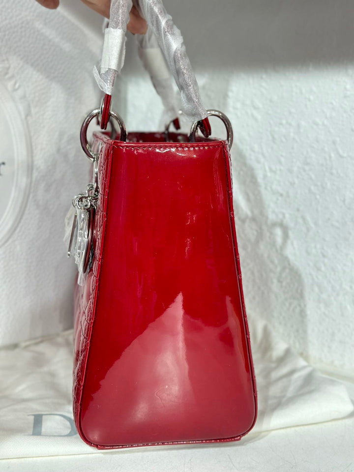 Dior red patent leather medium lady Dior shoulder bag