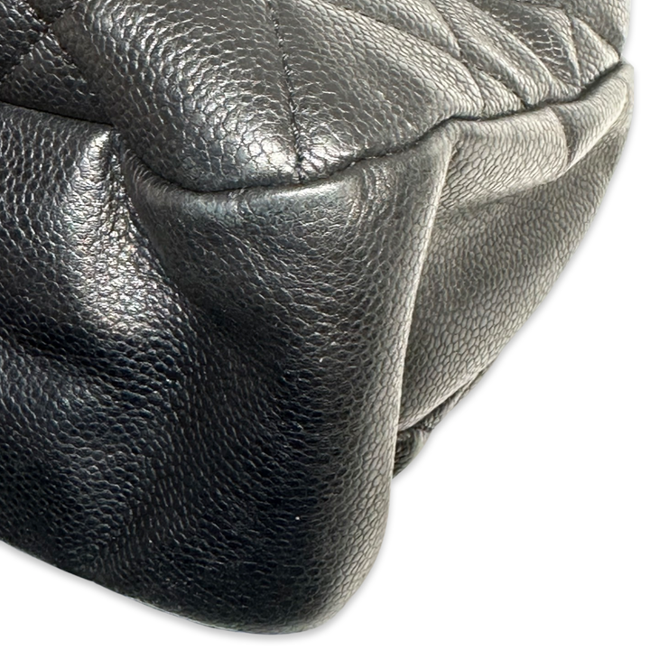 Pre-Owned Chanel Black Leather Caviar Vintage Shoulder Bag Totes
