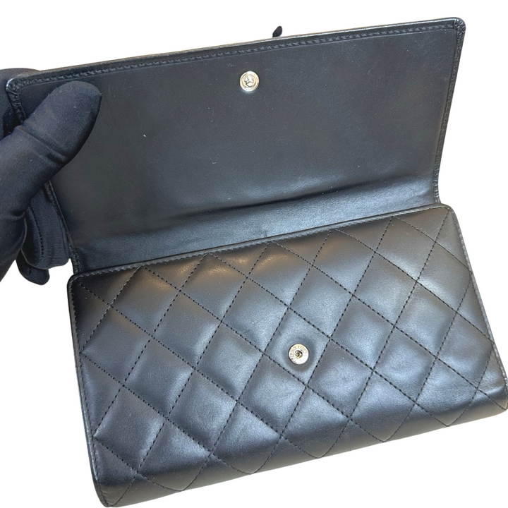 Pre-Owned Chanel Black Leather CC Logo Cambon Wallet