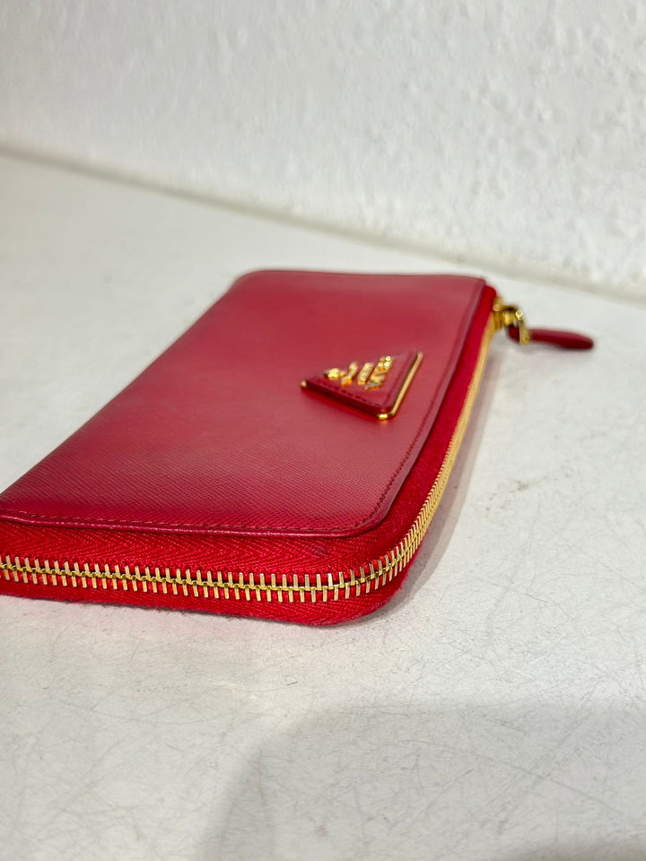 Prada Pink Saffiano leather wallet