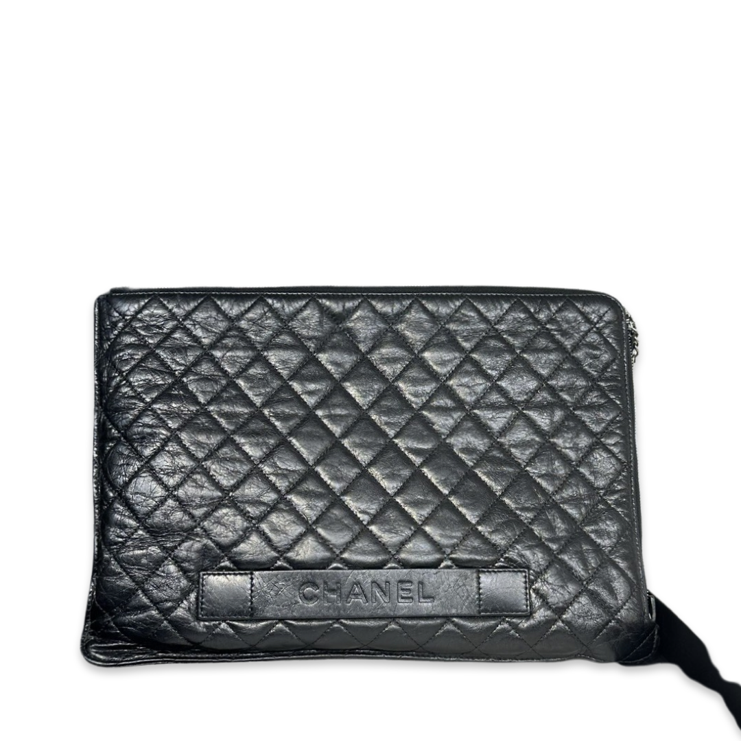 Pre-Owned Chanel Black Leather Large Clutches Calfskin Pouch