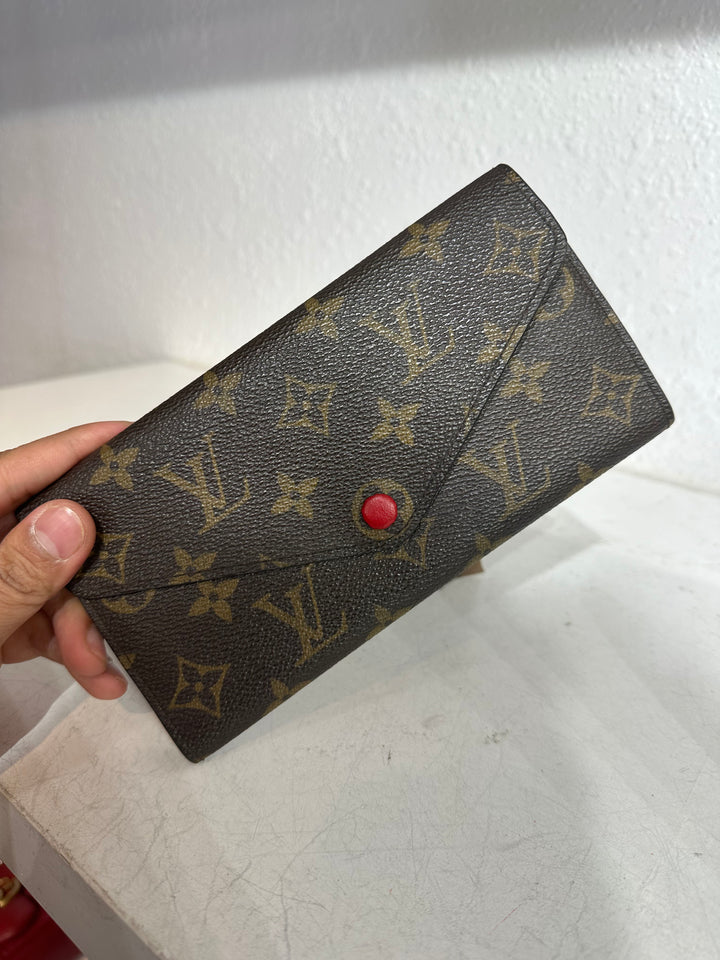 Louis Vuitton Monogram canvas wallet