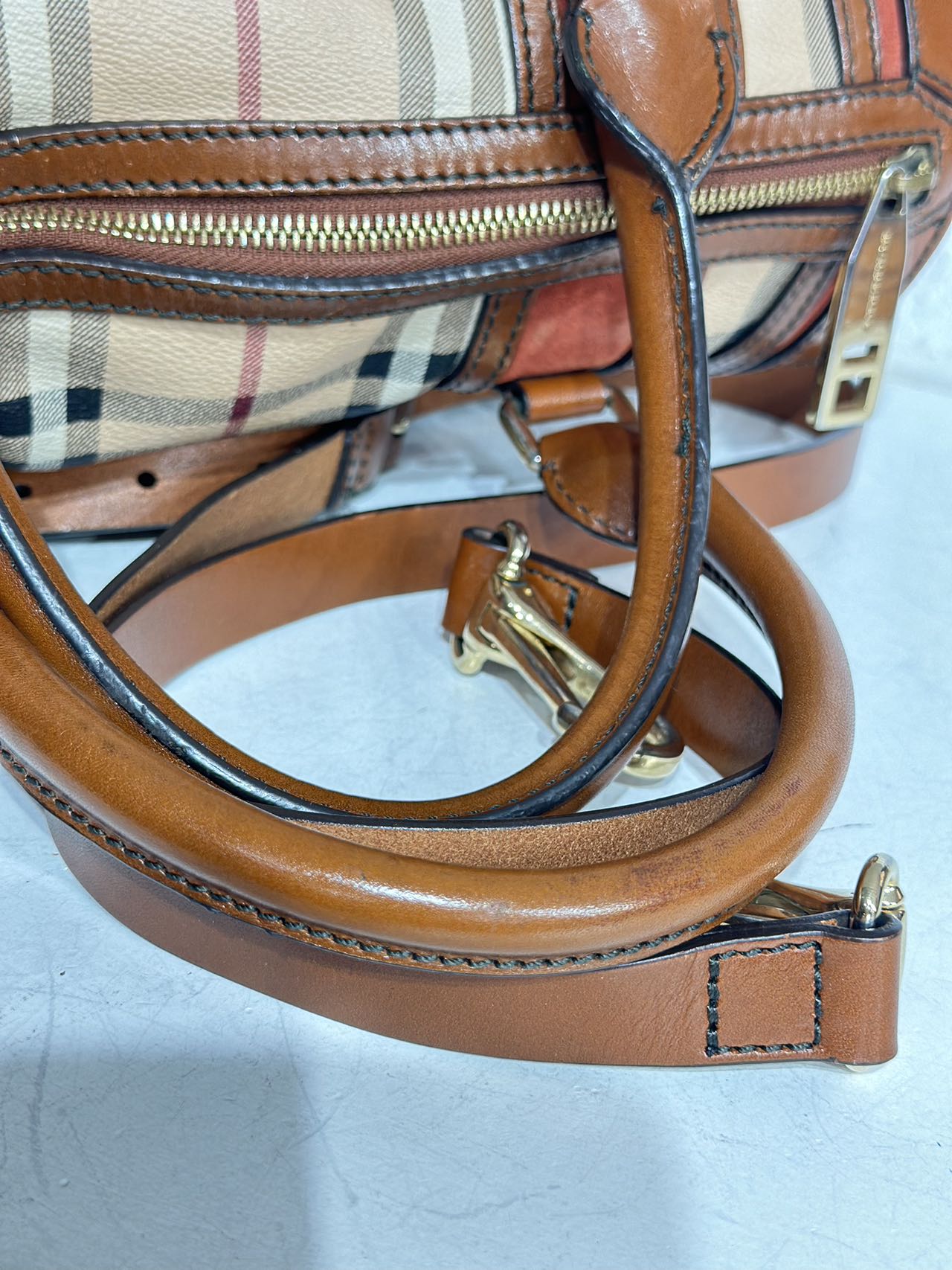 【関税&送料込】Burberry Lb Signature Rev 30Mm Lgl Burberry Signature Logo Boston Shoulder Bag Crossbody