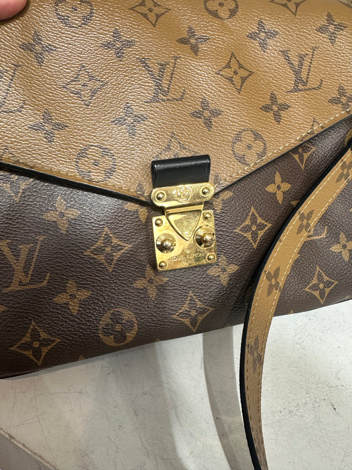 Louis Vuitton Reversible Metis Shoulder Bag Crossbody