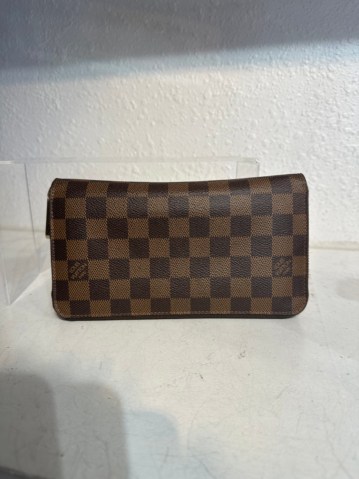 Louis Vuitton Damier Ebene Wallet