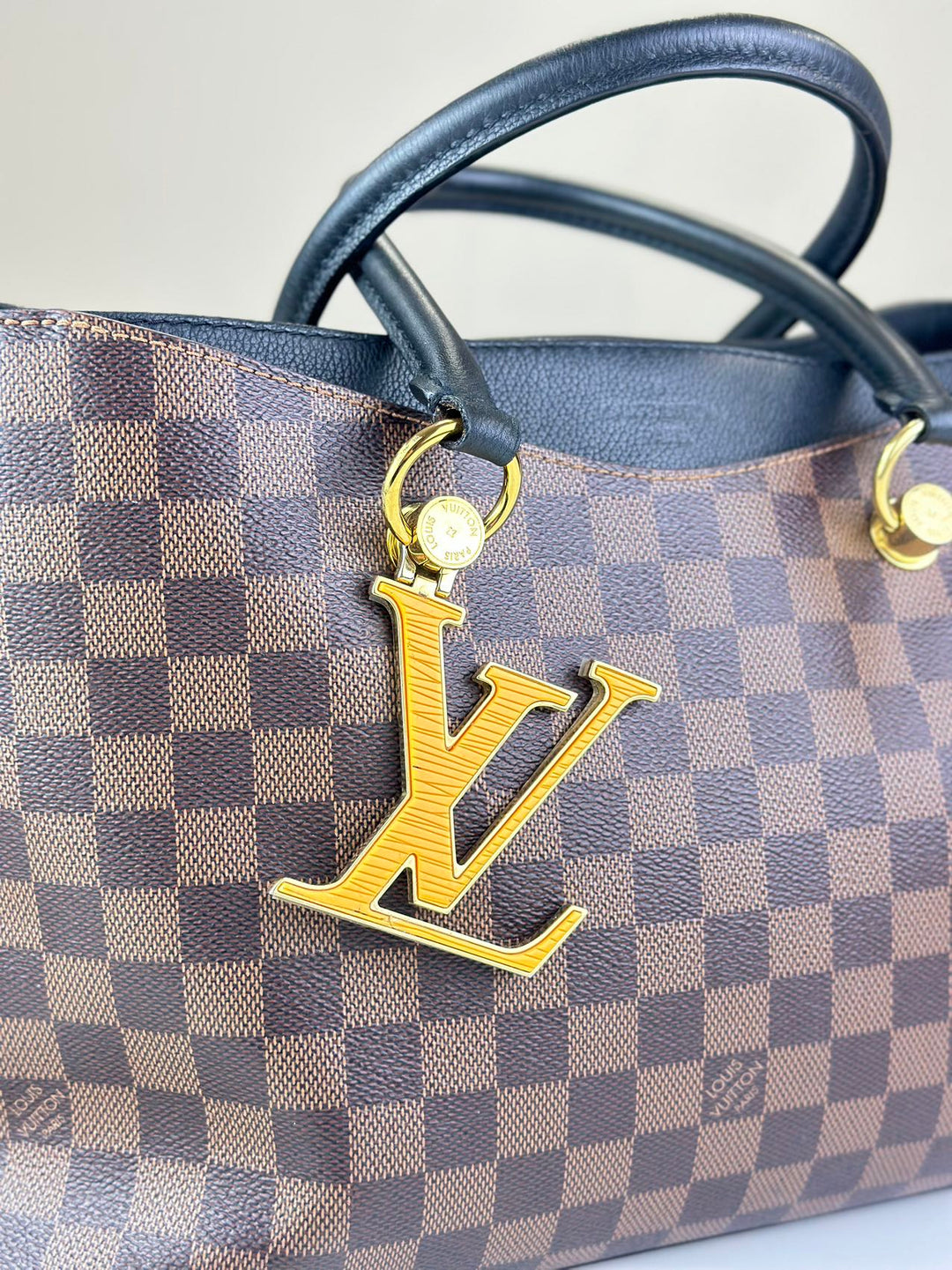 Louis Vuitton Damier Ebene LV Keychain Shoulder bag