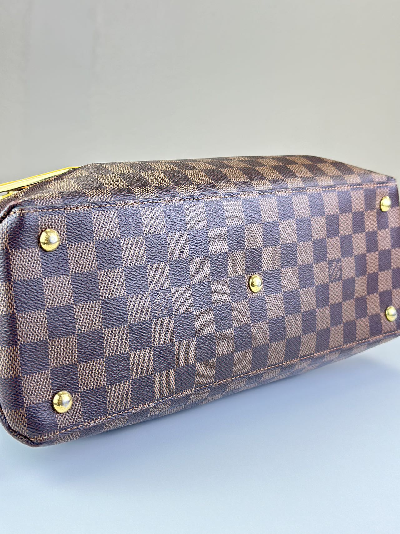 Louis Vuitton Damier Ebene LV Keychain Shoulder bag – TheLuxuryStore