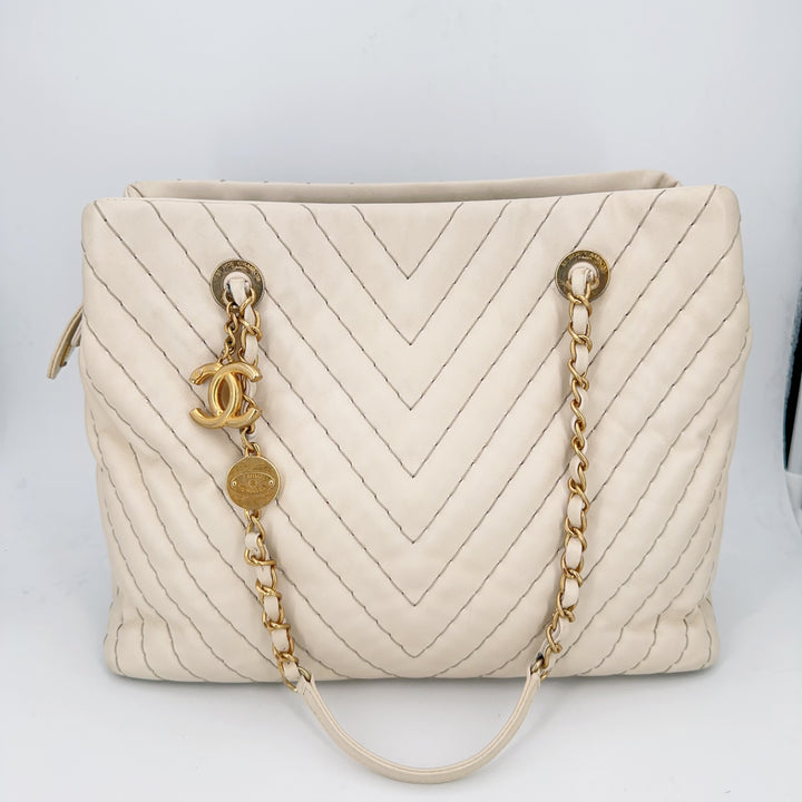 Chanel White Leather tote with gold hardware