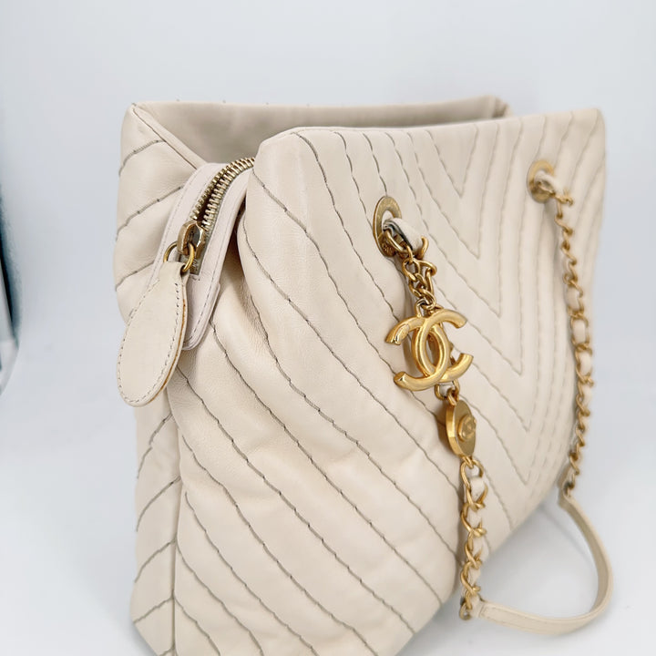 Chanel White Leather tote with gold hardware