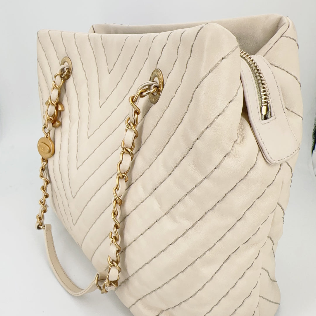 Chanel White Leather tote with gold hardware