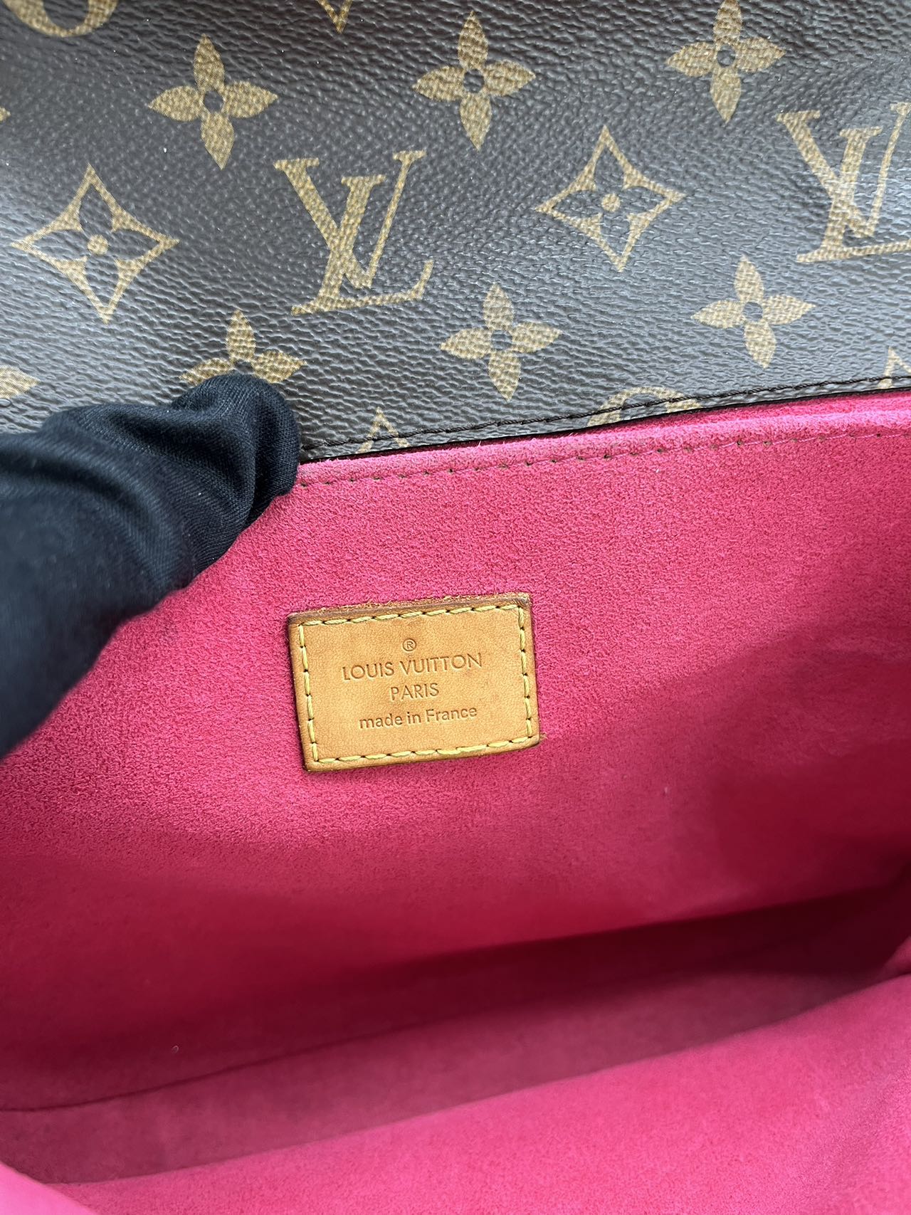 Preloved Louis Vuitton Monograms Canvas Metis Shoulder Bag