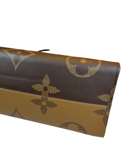 Preloved Louis Vuitton Monogram Canvas OnTheGo GM Shoulder Bag Totes