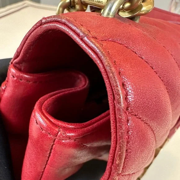 Pre-Owned Saint Laurent Red Leather Medium College Shoulder Bag