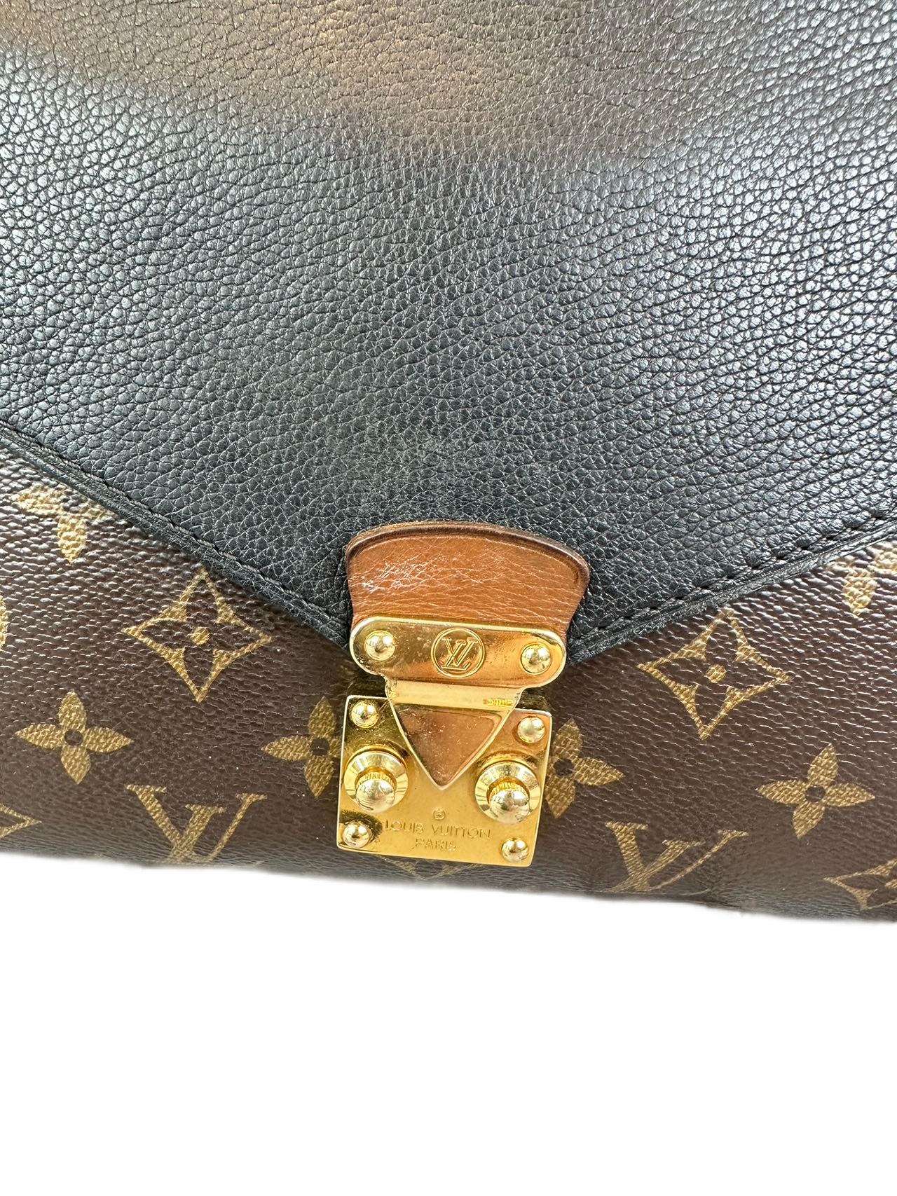 Preloved Louis Vuitton Monogram Canvas Pallas Chain Shoulder Bag