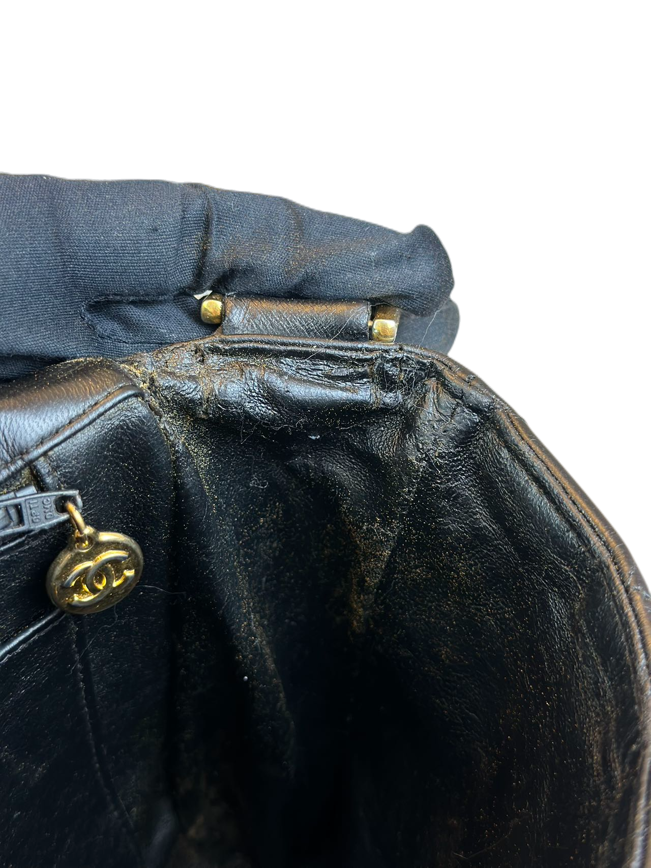 Preloved Chanel Black Lambskin Vintage Shoulder Bag
