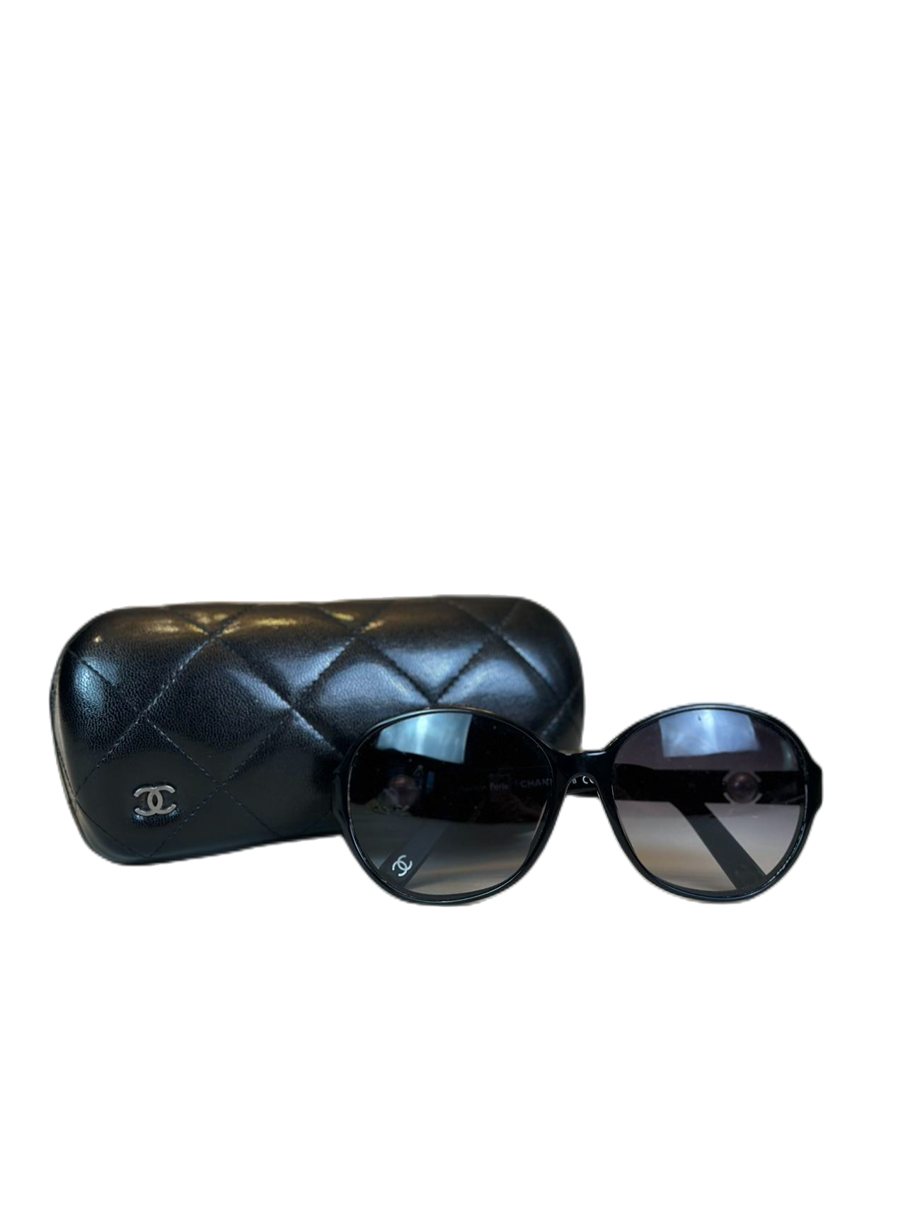 Preloved Chanel Fashionable Sunglasses with Chanel Logo on the side