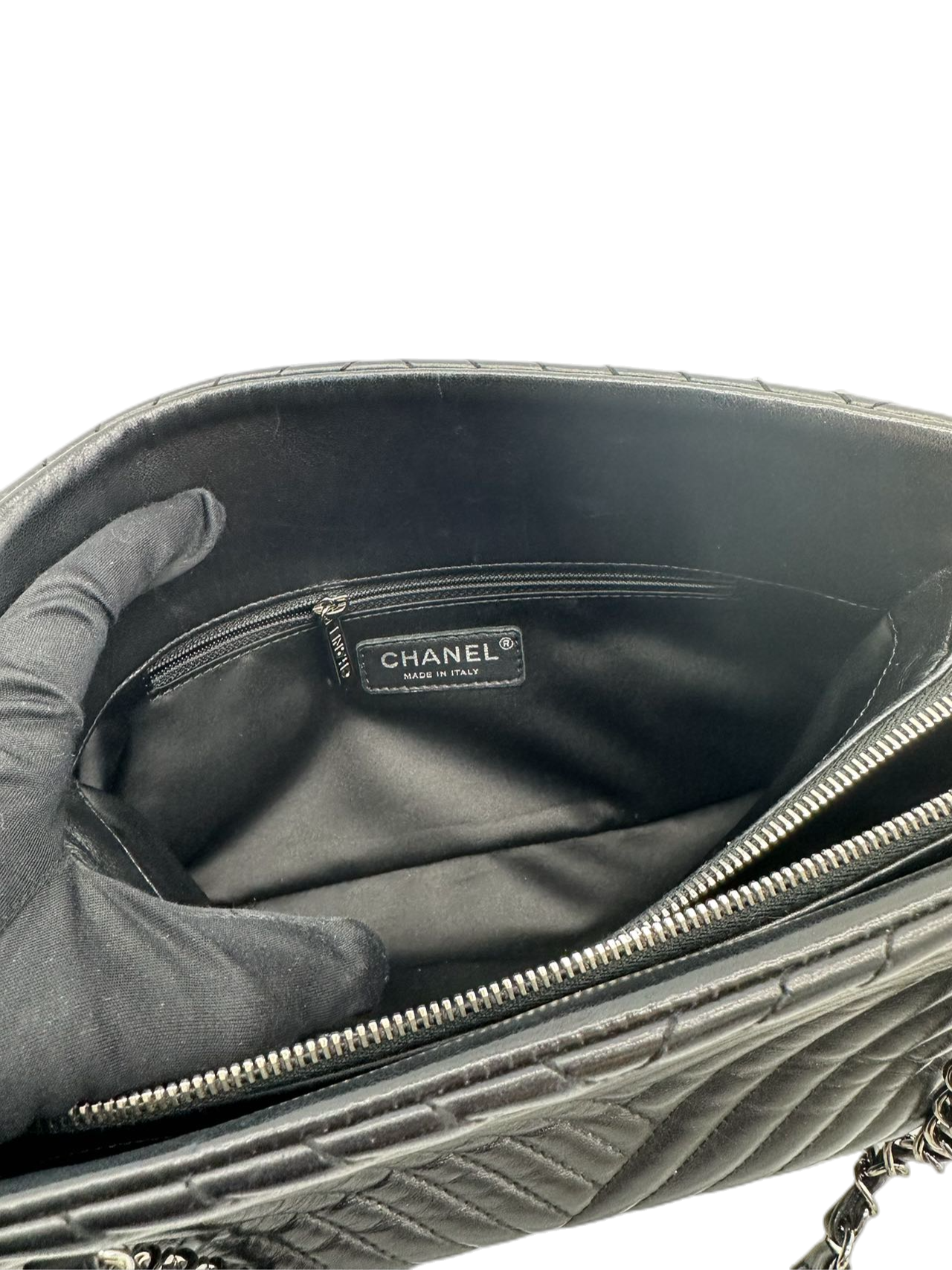 Preloved Chanel Black Leather Boy Bag Shoulder Bag