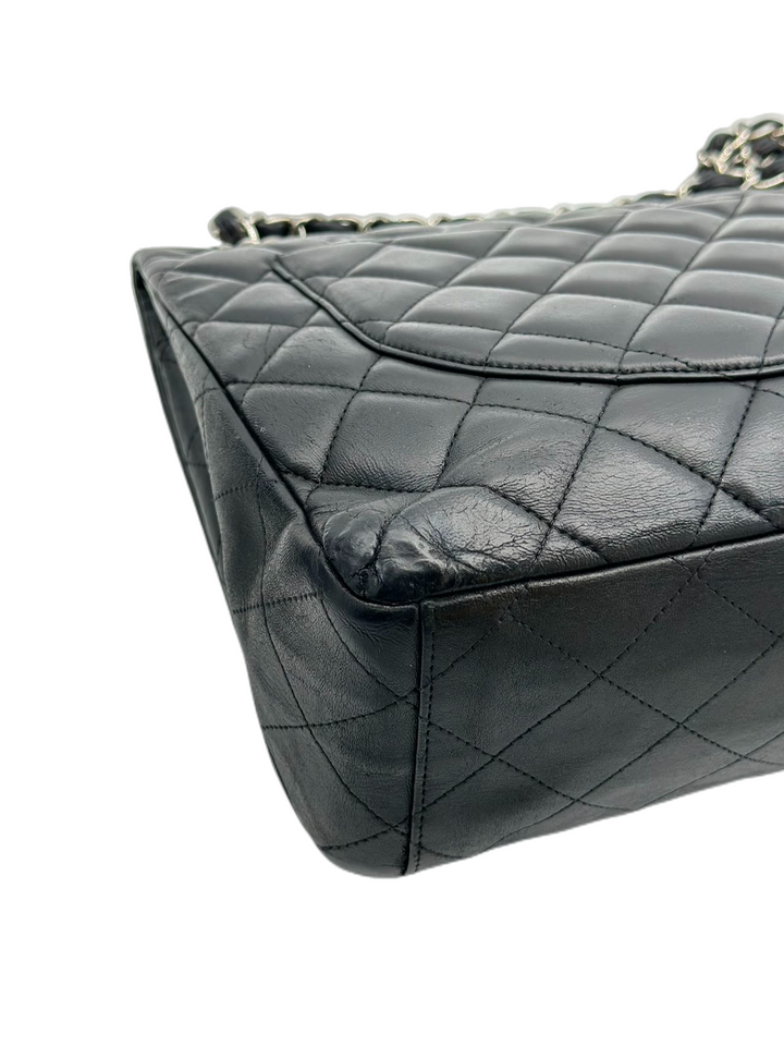 Pre-Owned Chanel Black Lambskin Classic Flap Maxi Shoulder Bag