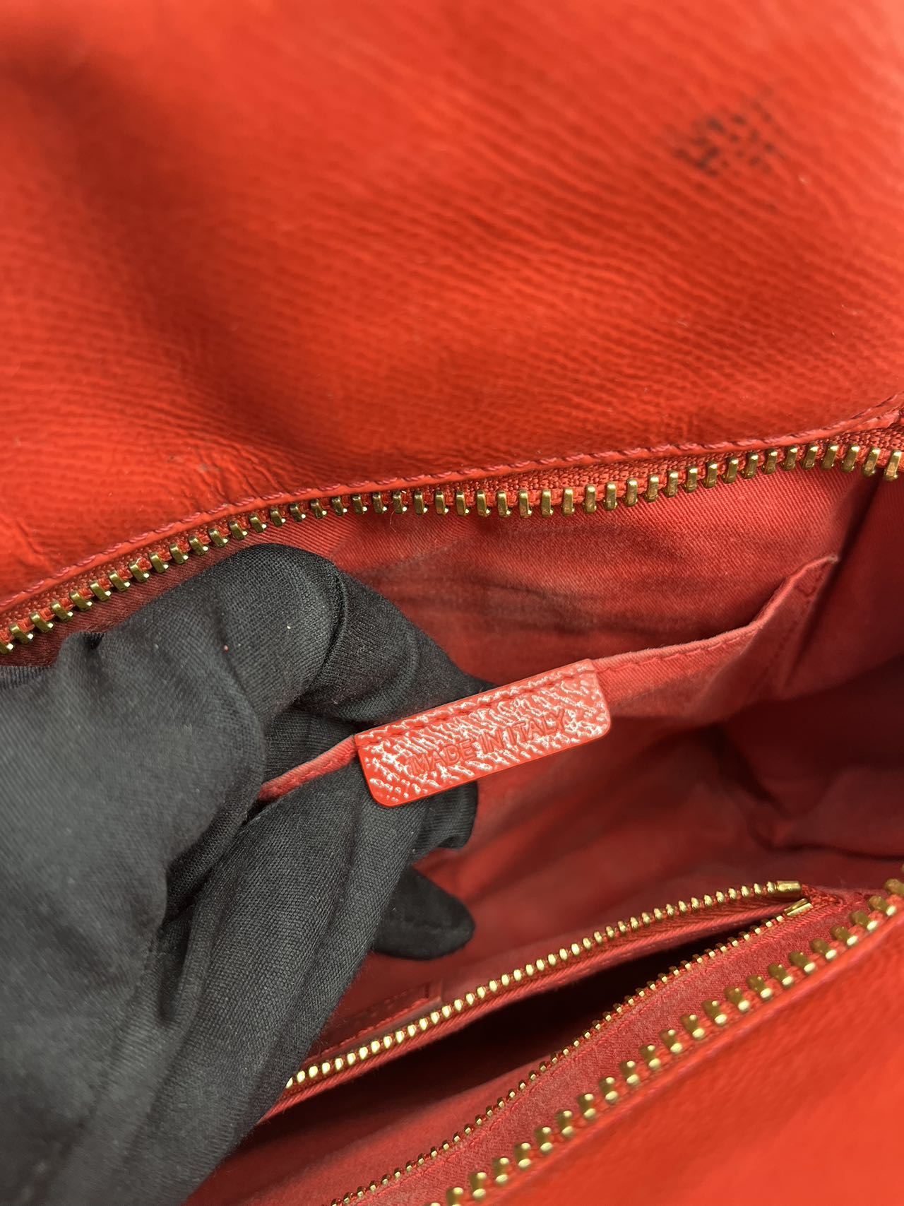Preloved Burberry Signature Logo Shoulder Bag Crossbody