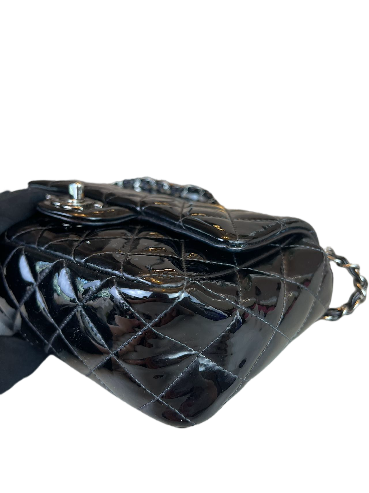 Preloved CHANEL Black Patent Leather Mini Classic Flap Shoulder Bag