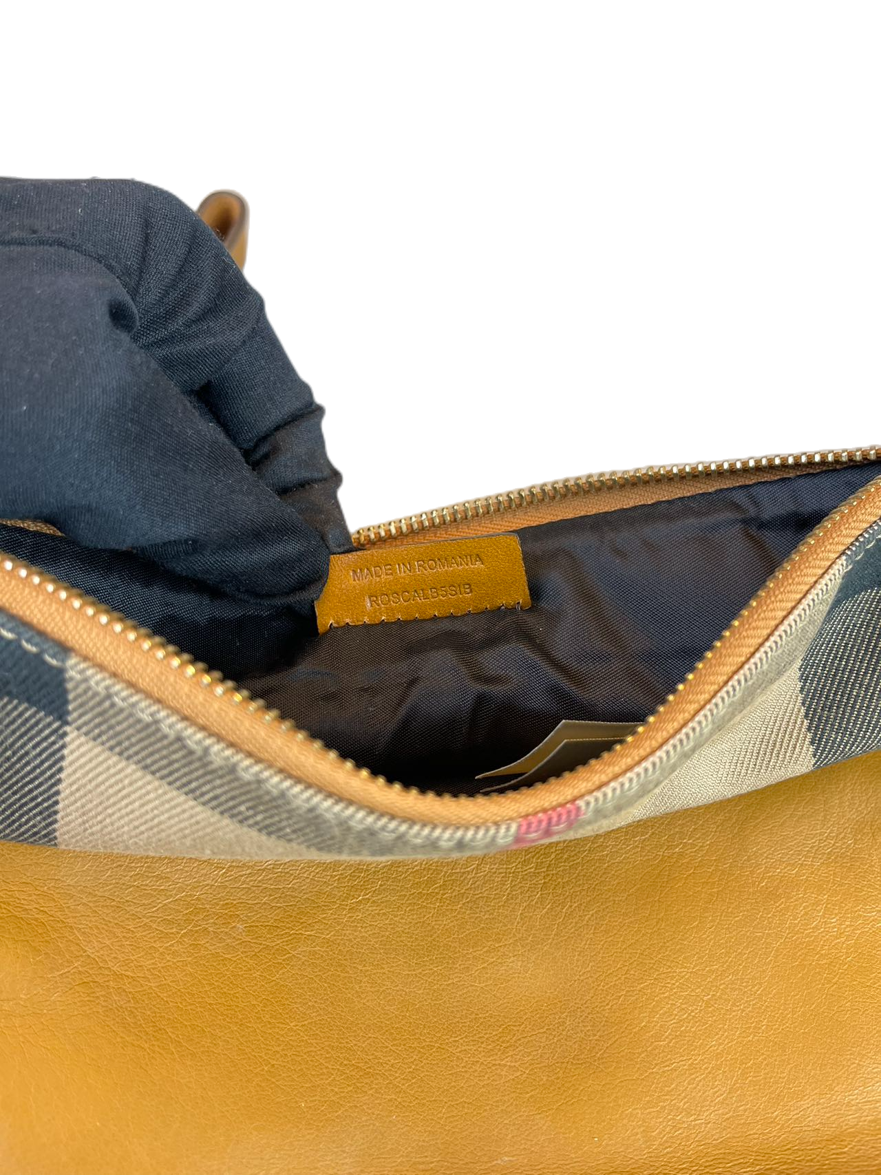Preloved Burberry Signature Logo Clutches Handbag Pouch