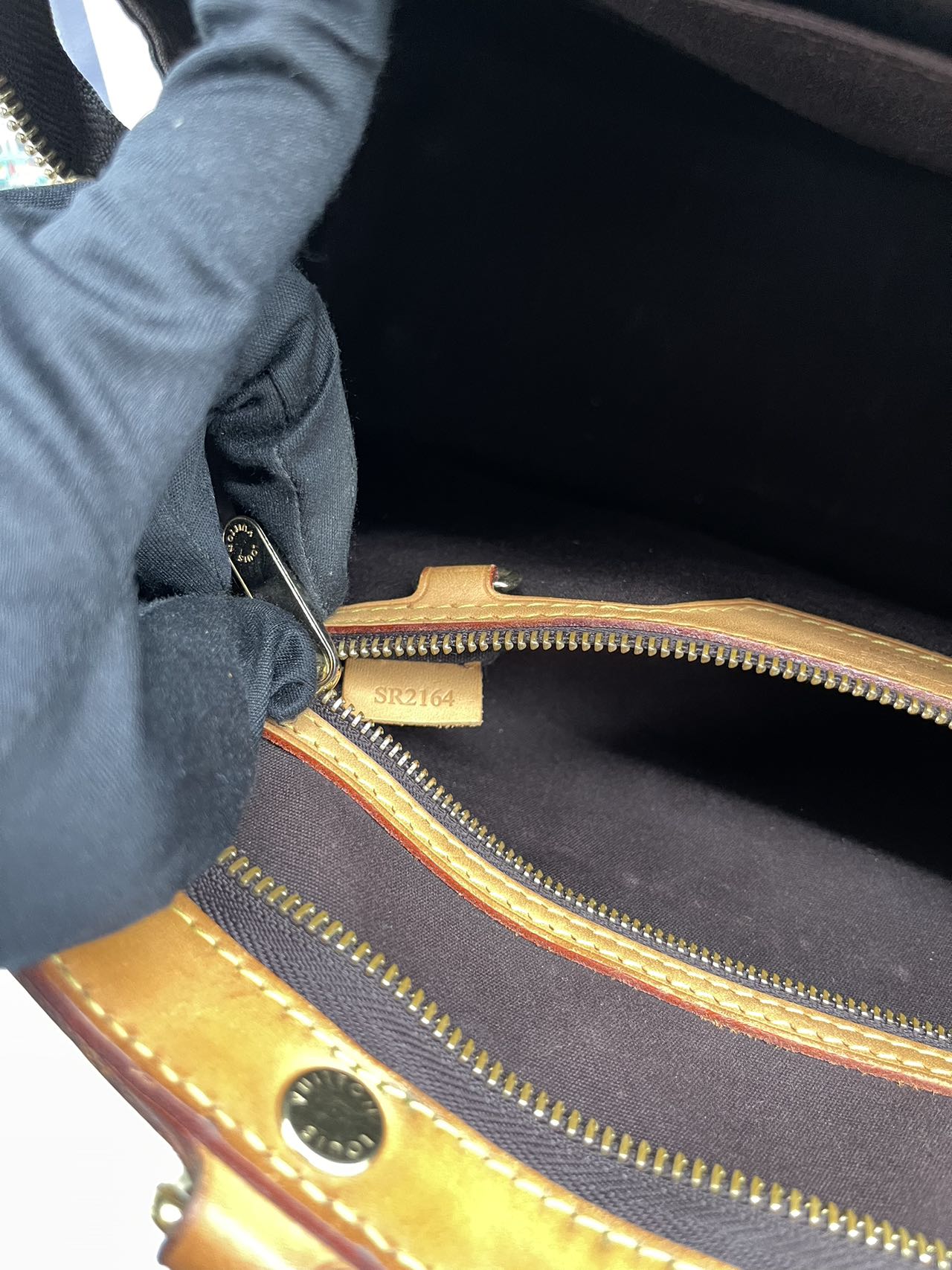 Preloved Louis Vuitton Patent Leather Brea MM Satchel